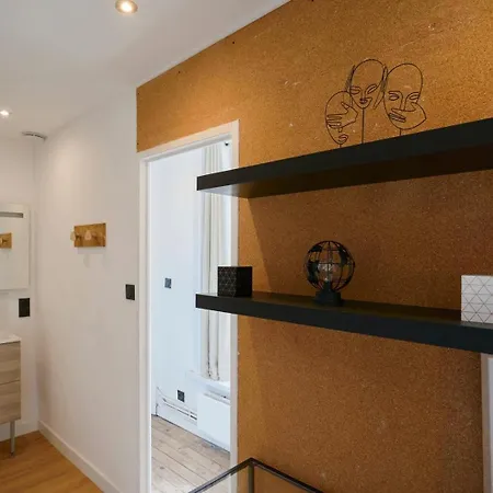 Le Charme De L'ancien Dans Le Centre De Lille. Apartman